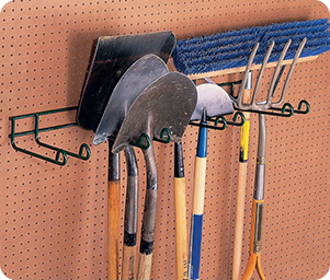 PL_GiftGuide_Heavy-Duty Tool Hanger